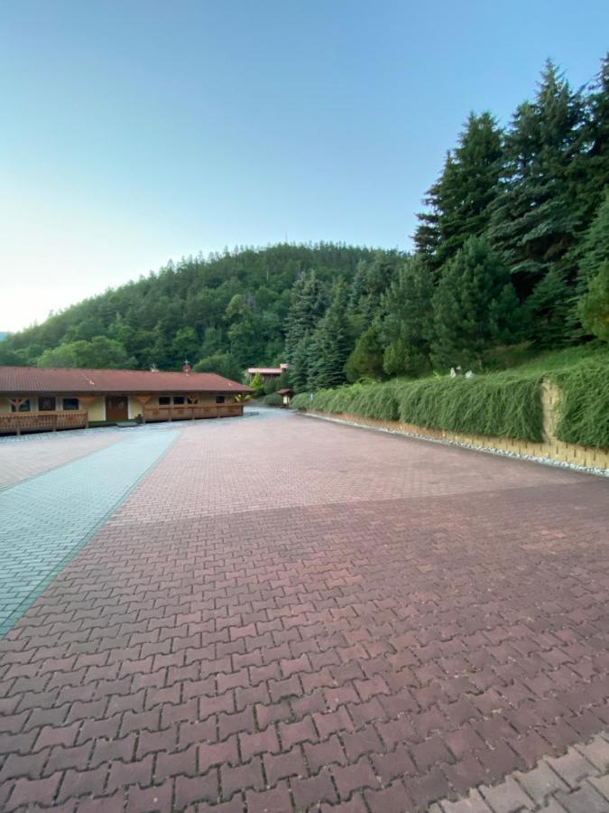 Selsky Dvur Perstejn Hotel Kültér fotó